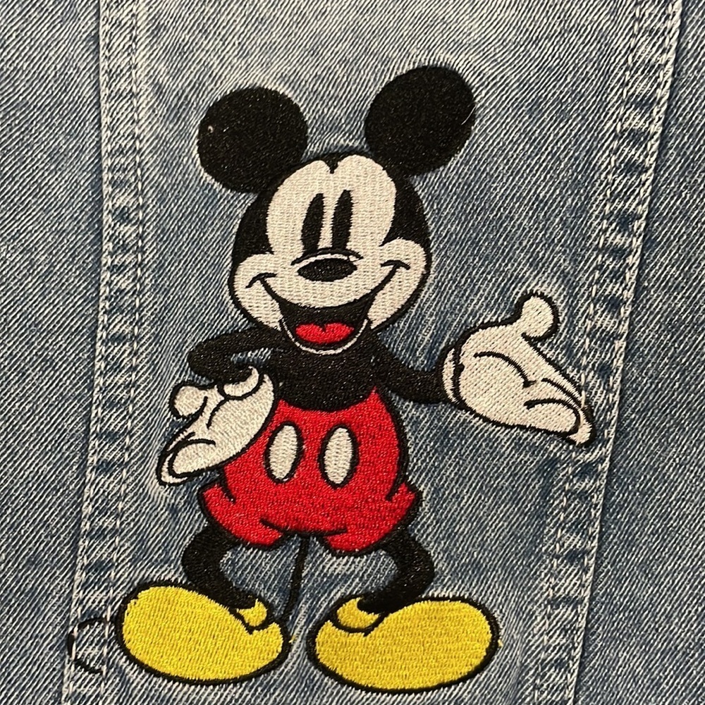LEVI’S MICKEY MOUSE EMBROIDERED TRUCKER JACKET - Picture 2 of 6